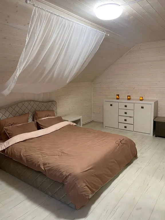 Уютный дом в лесу