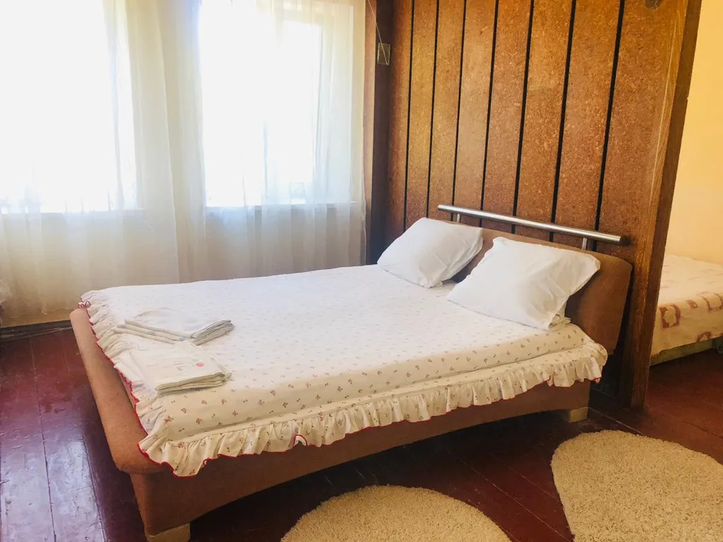 Коттедж Дом для отдыха с большой беседкой — аренда посуточно в Черноморское