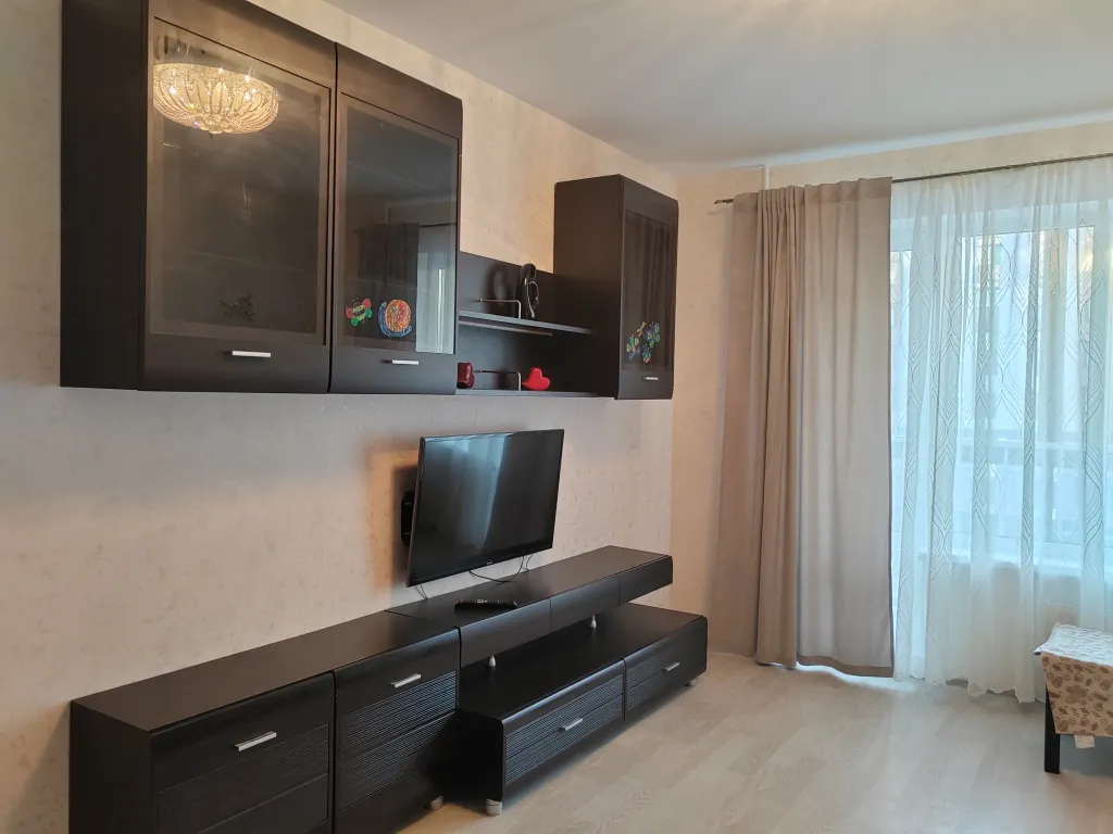 Квартира Уютная солнечная квартира в тихом районе для семейного отдыха — Великий Новгород