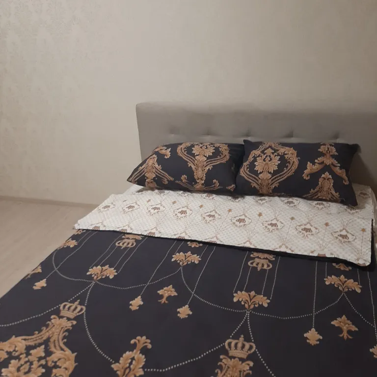 Уютная квартира — аренда посуточно в Магнитогорск