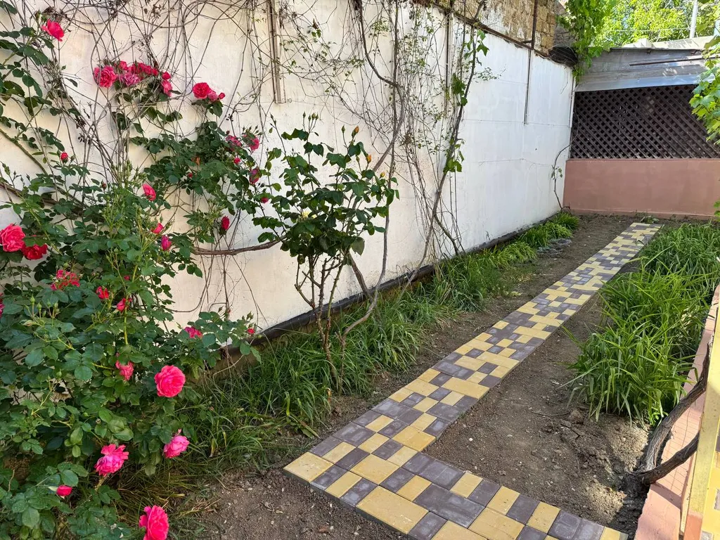 Уютная двухкомнатная квартира на земле в частном секторе