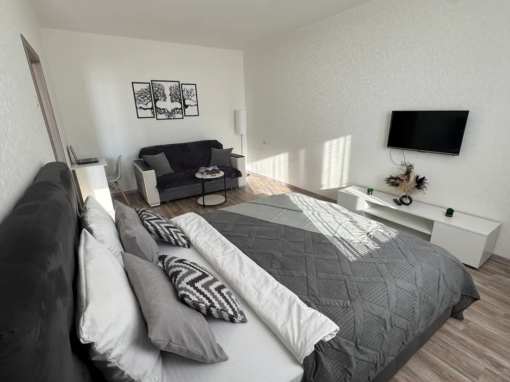 Апартаменты на 12 этаже с потрясающим видом на реку Обь