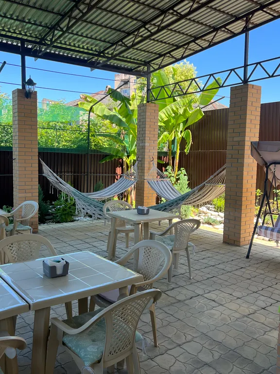 Коттедж Коттедж Просторные трехкомнатные апартаменты с двумя изолированными спальнями — Сухум