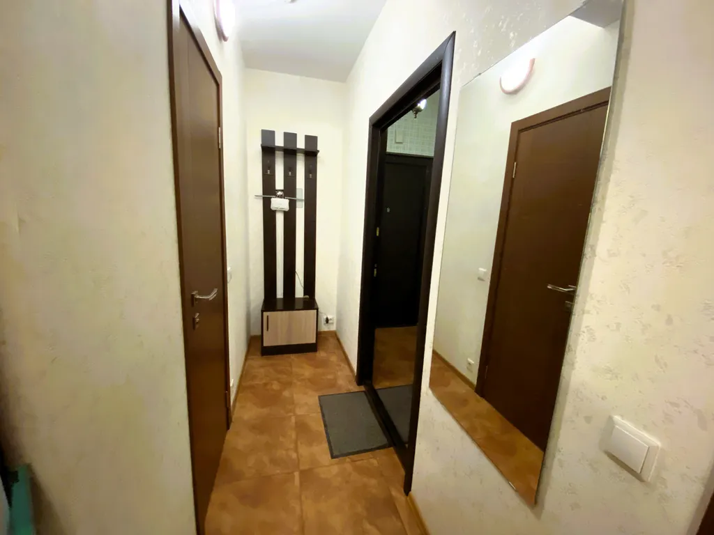 Евродвушка у метро - 400 метров!