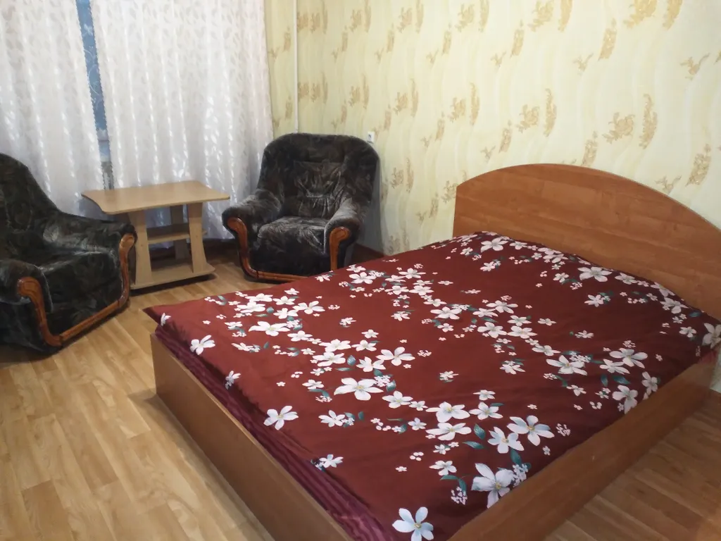 1-комнатная Квартира — аренда посуточно в Киров