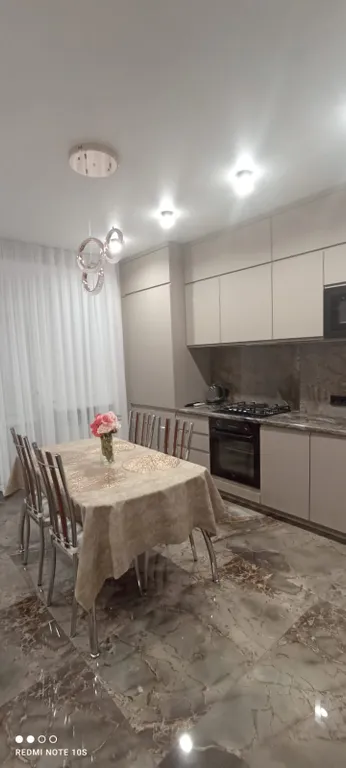 Апартамент в элитном жилом комплексе с видом на горы