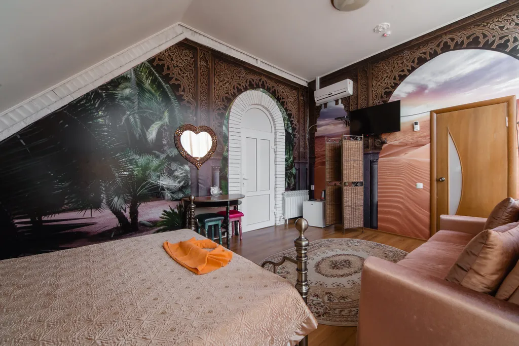 Большой дом с баней, бассейном, мангалом и парковкой