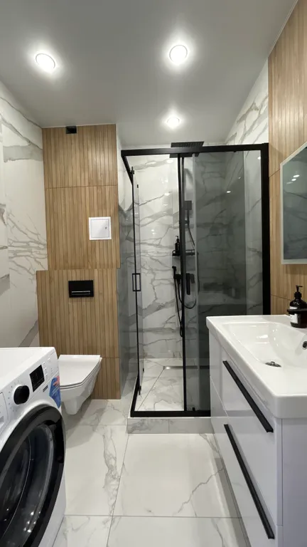 Дизайнерская стильная двушка, 5 раздельных мест с двумя кроватями