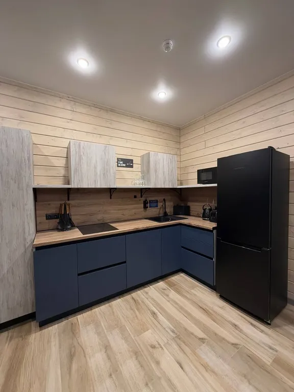 Коттедж для всей компании с видом на лес