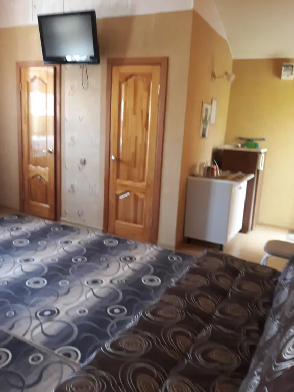 Часть дома с отдельным входом и террасой