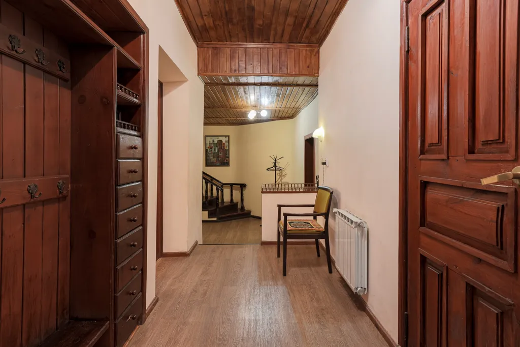 5-комнатный Дом