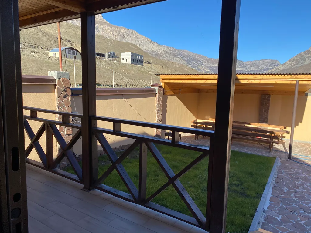 Дача на берегу горной реки