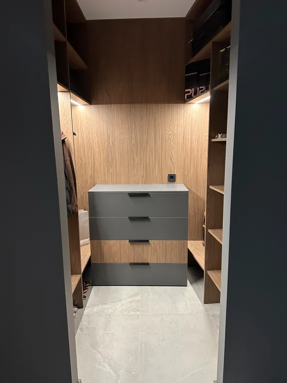 Современные и уютные апартаменты в центре рядом с парком и рекой