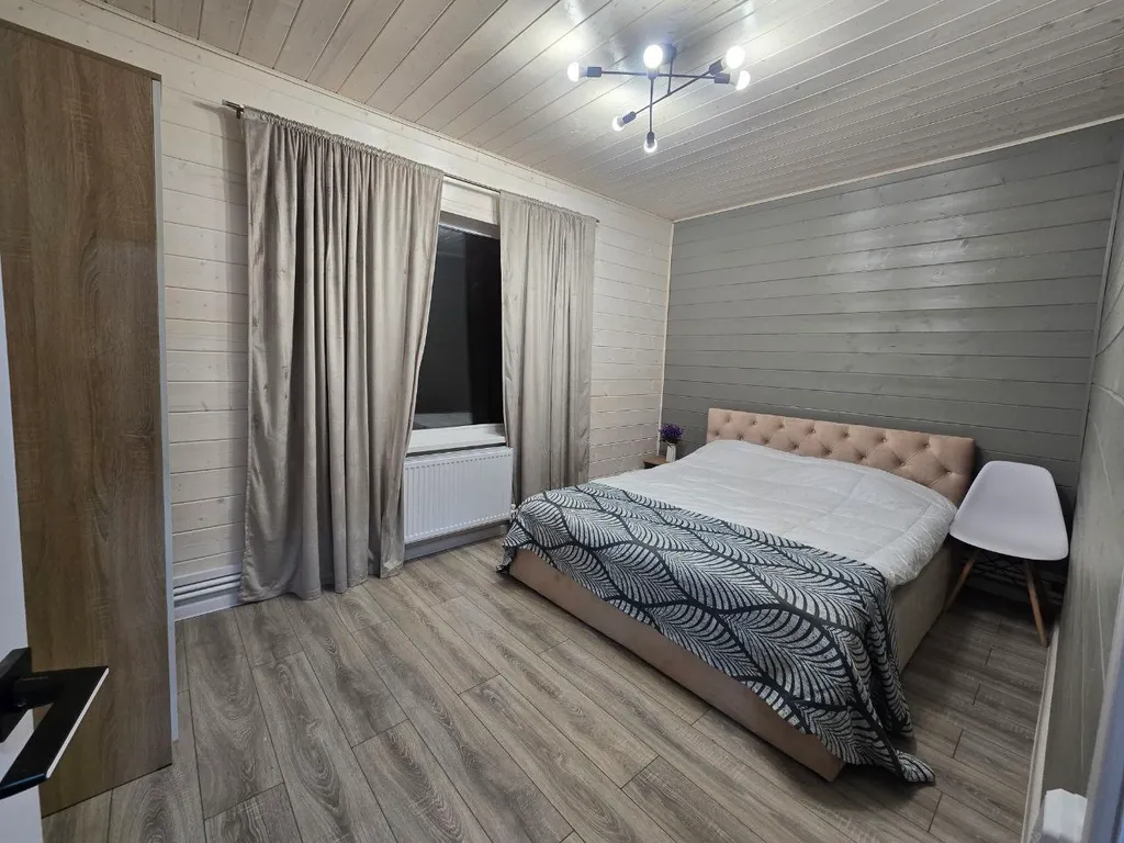 Коттедж Дом у реки в 1 минуте от пляжа — Шишкино