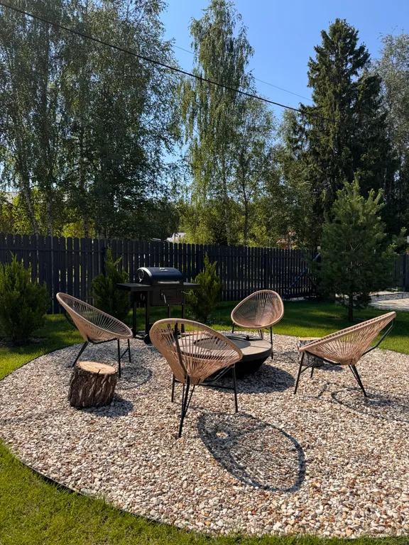 Уютный загородный дом в тишине