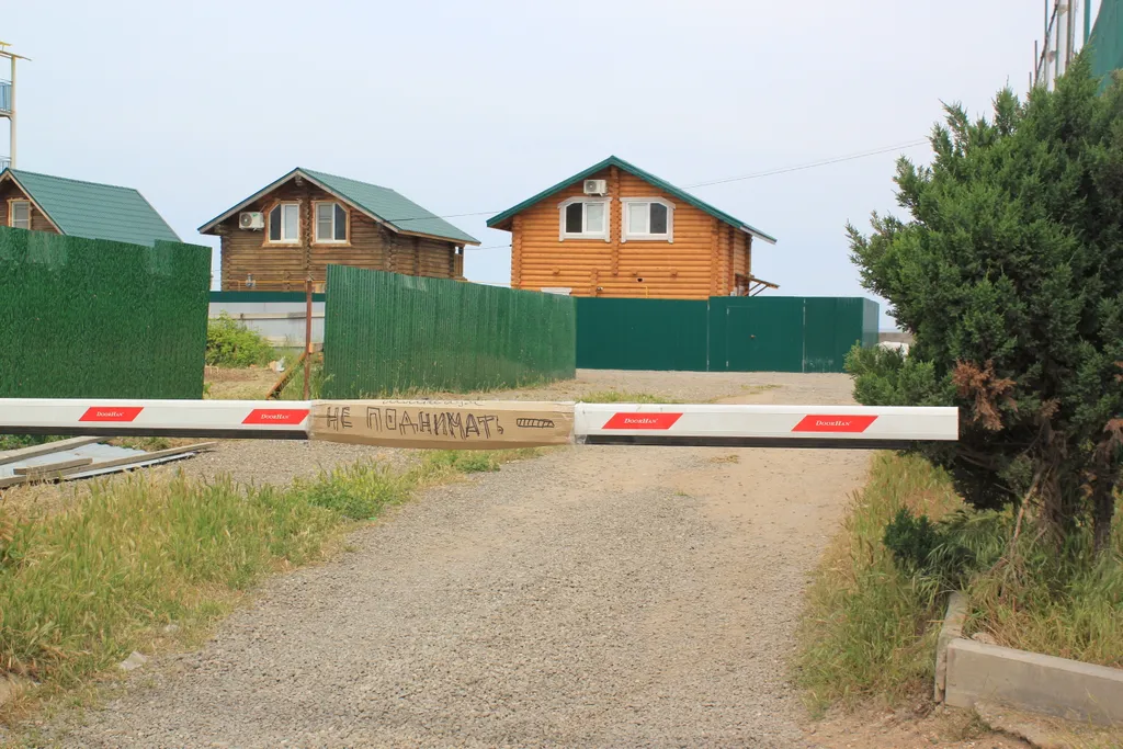 Домик на берегу моря