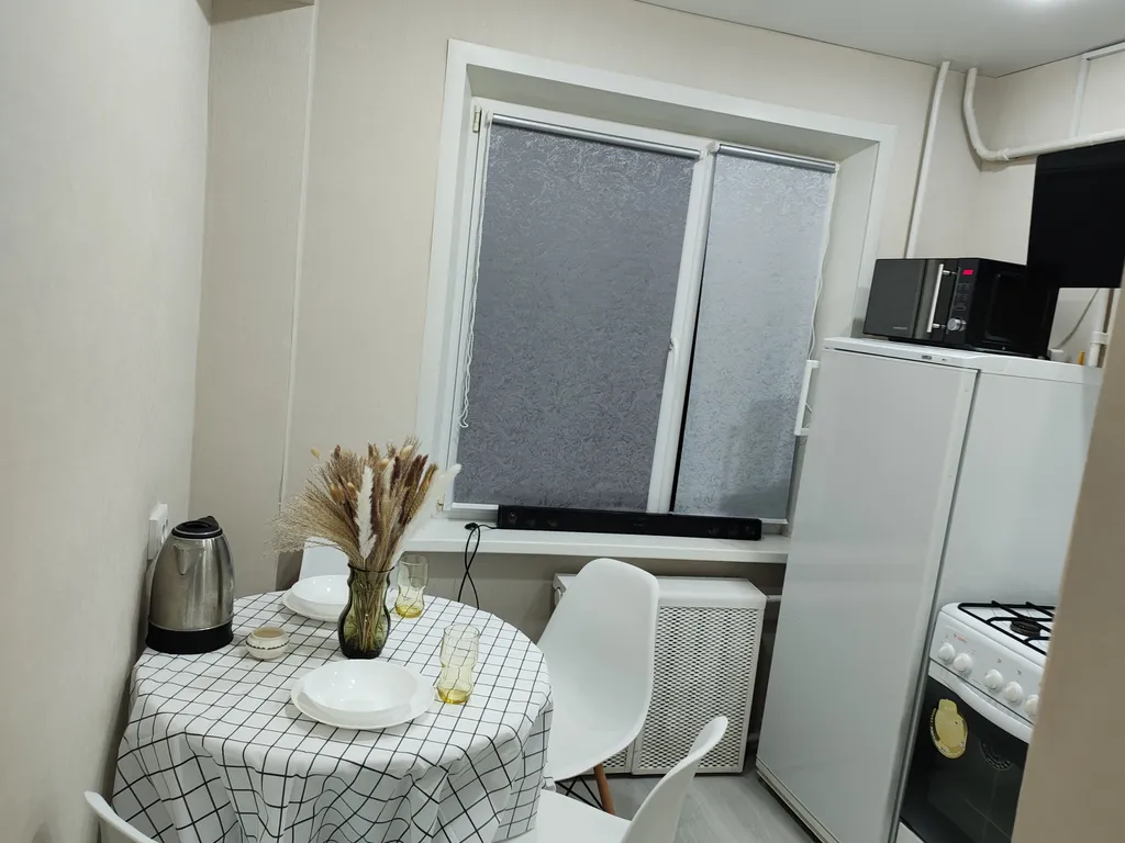 Светлая и уютная квартира в пяти минутах от площади Победы