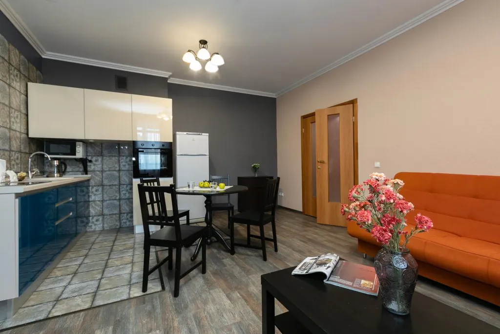 Квартира Квартира Евродвушка рядом с ТЦ Мегаполис и Южным Автовокзалом — Екатеринбург