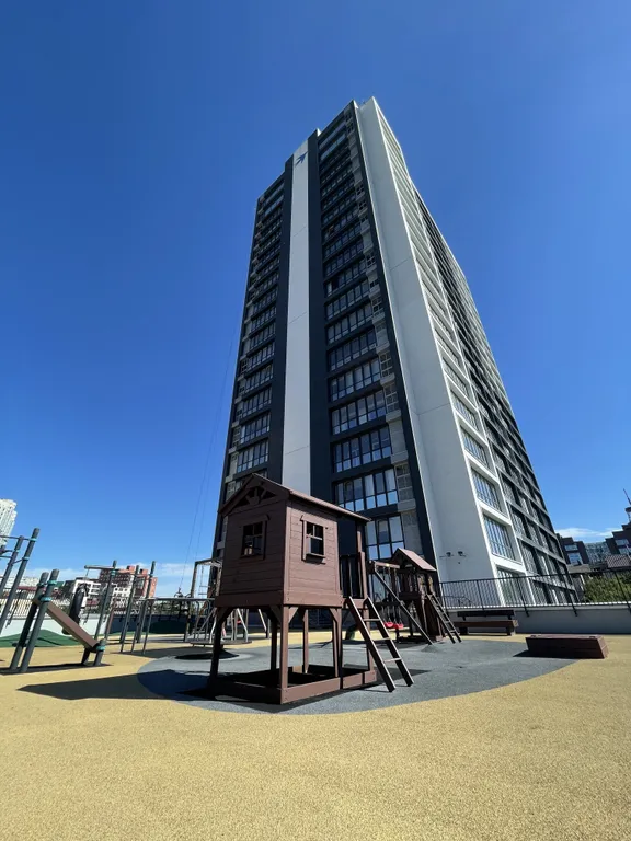 Приватная квартира в доме бизнес-класса с панорамной крышей