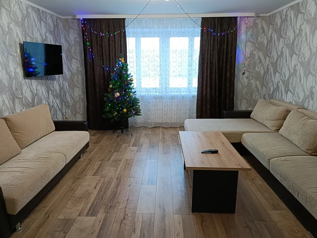 Просторная светлая 3-комн.квартира в самом центре — аренда посуточно в Брест