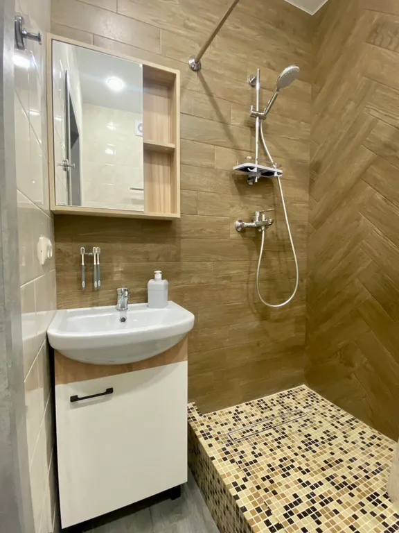 Студия на первой линии у моря в самом центре в доме бизнес-класса