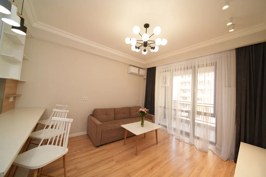 Улучшенные апартаменты с балконом