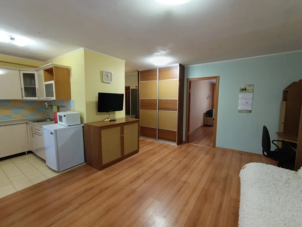 Отличная двушка рядом с набережной, военным училищем и вокзалом