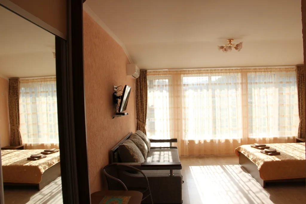 Четырехместный номер с видом на горы