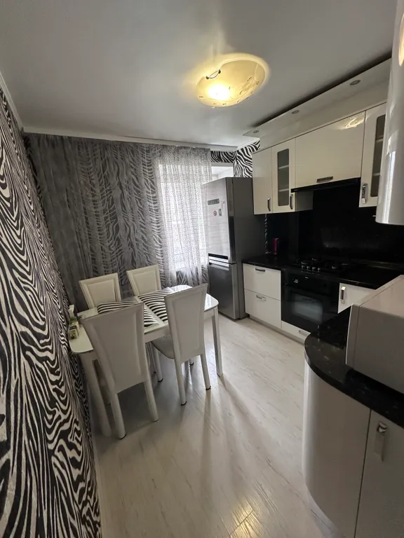 1-комнатная Квартира — аренда посуточно в Самара