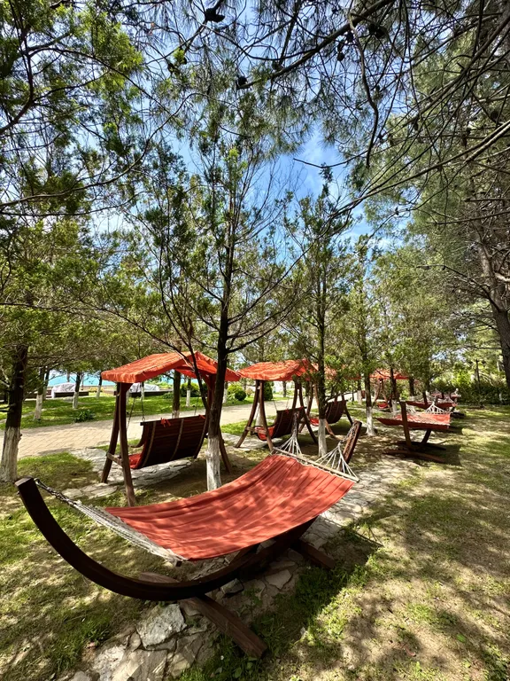 Элитные апартаменты с бассейном в Dreamland Oasis