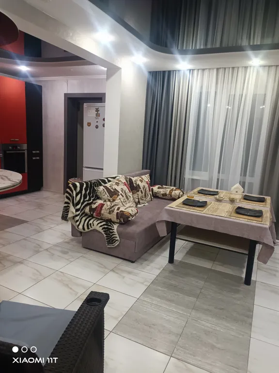 Домик в Лениском на берегу озера