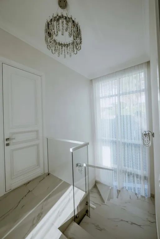 Коттедж с теплым бассейном