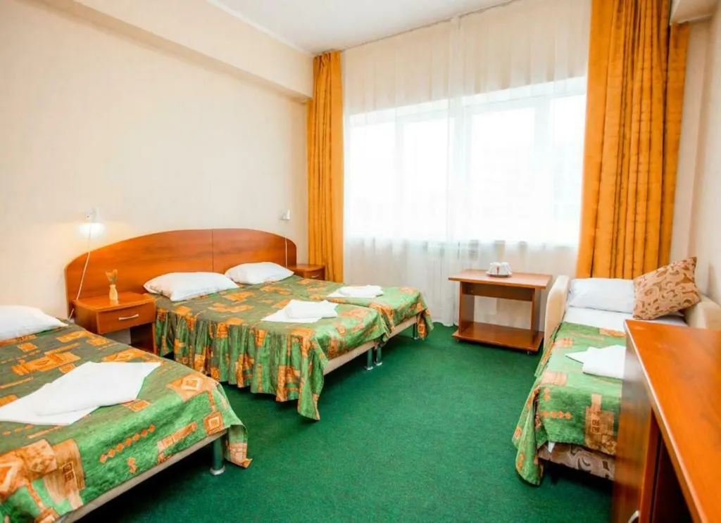 Номер на первой линии у моря  для четырех гостей