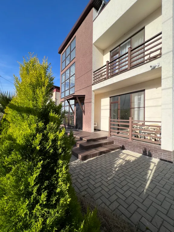 Квартира Квартира Уютный номер с 1 двуспальной или 2 раздельными кроватями — Сириус