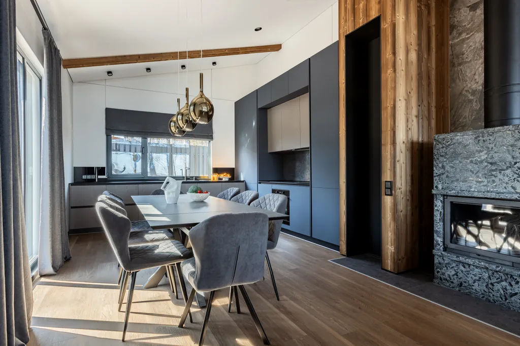 Коттедж на берегу озера с сауной