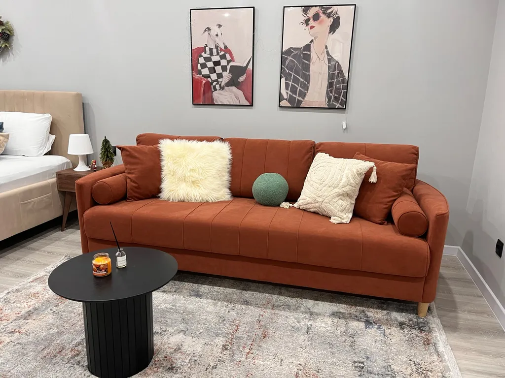 2 комнатная квартира с дизайнерским ремонтом