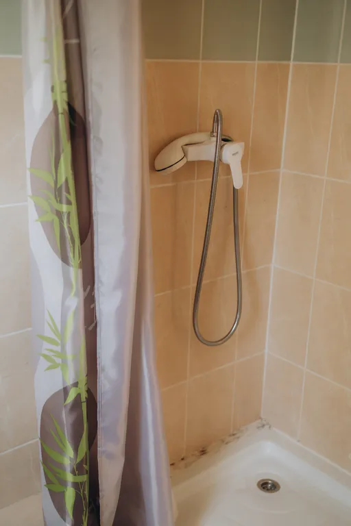 Домик на берегу Черного моря