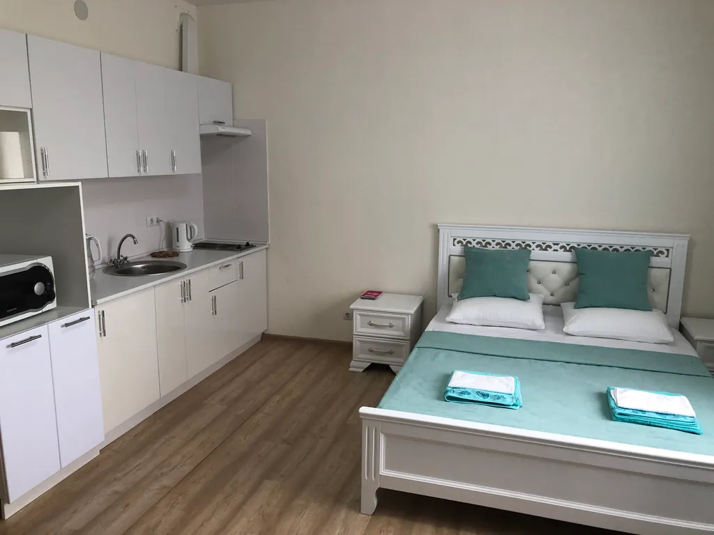 Квартира Апартаменты-студия у моря, свой бассейн — Севастополь