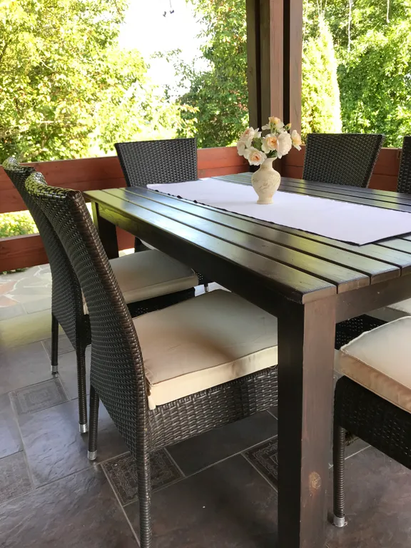 Шале на берегу