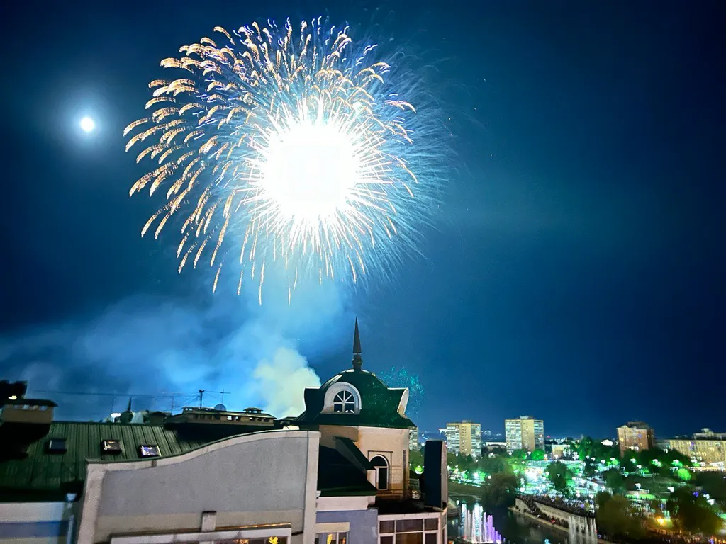 Новый дом на набережной отличный вид