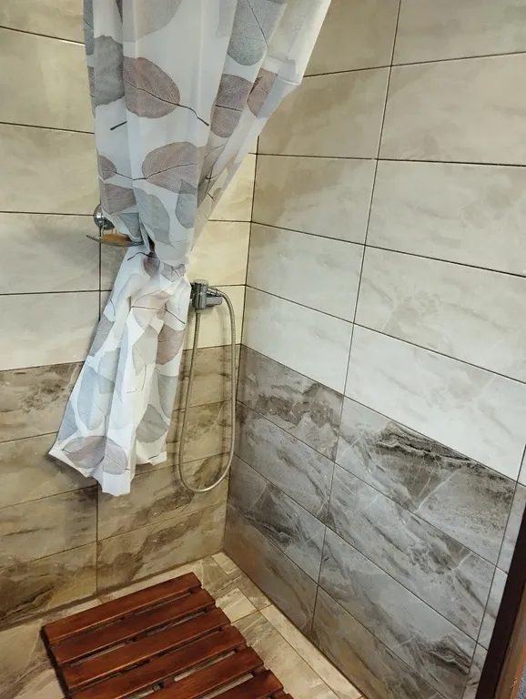 Апартаменты с бассейном
ДомКрус