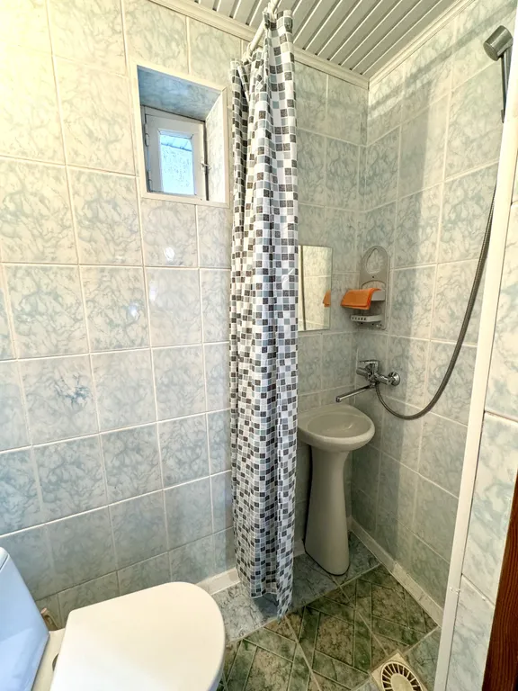 Квартира Квартира Стандартный 3 местный номер с 3 односпальными кроватями — Геленджик