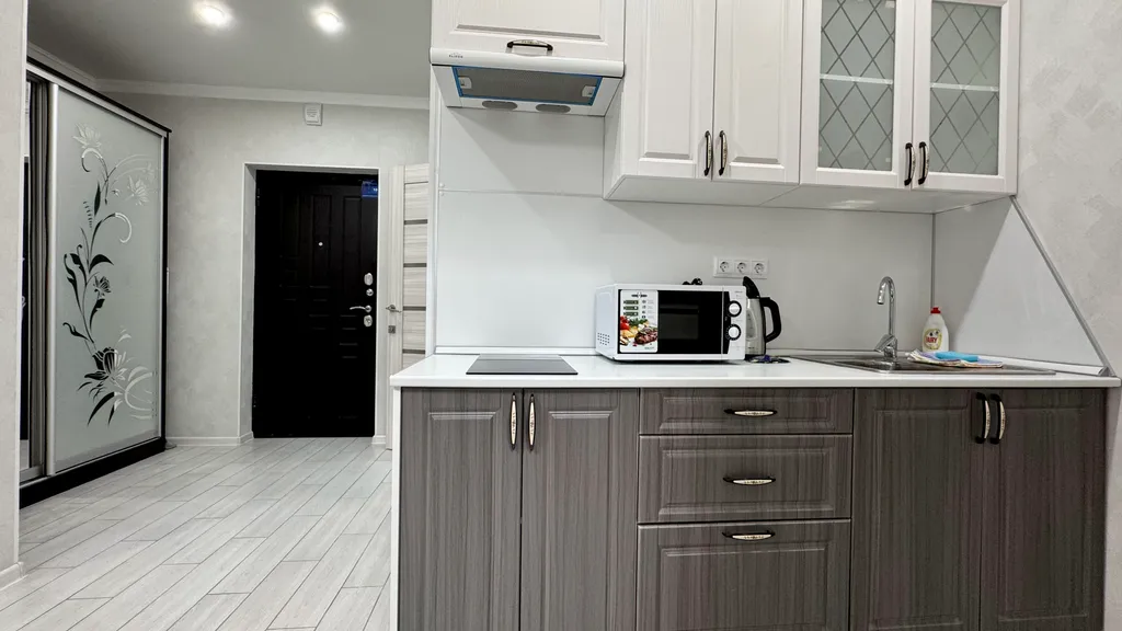 Евро 2-комнатная у Казино и Ред Арены 01