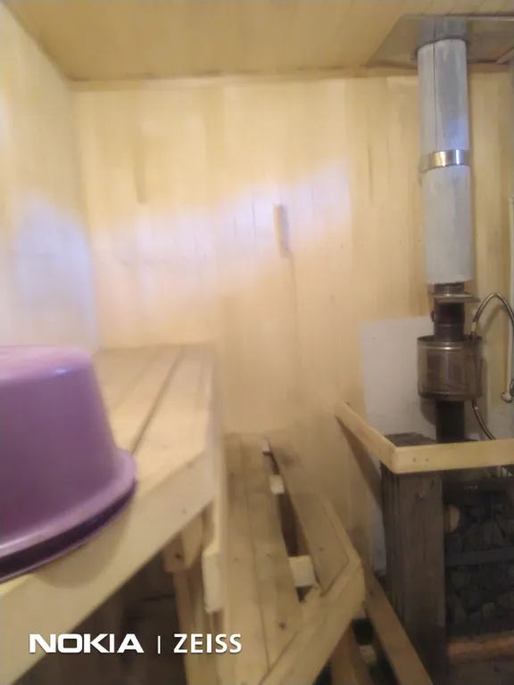 Страна Див на 2 гектарах земли, в изоляции и с озером