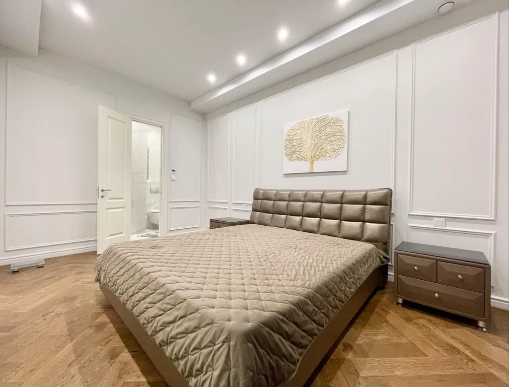 Роскошные 4-комнатные апартаменты в центре города