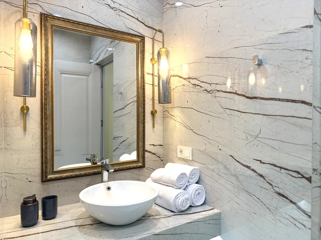 Дизайнерские апартаменты в центре города с 1-ой спальней