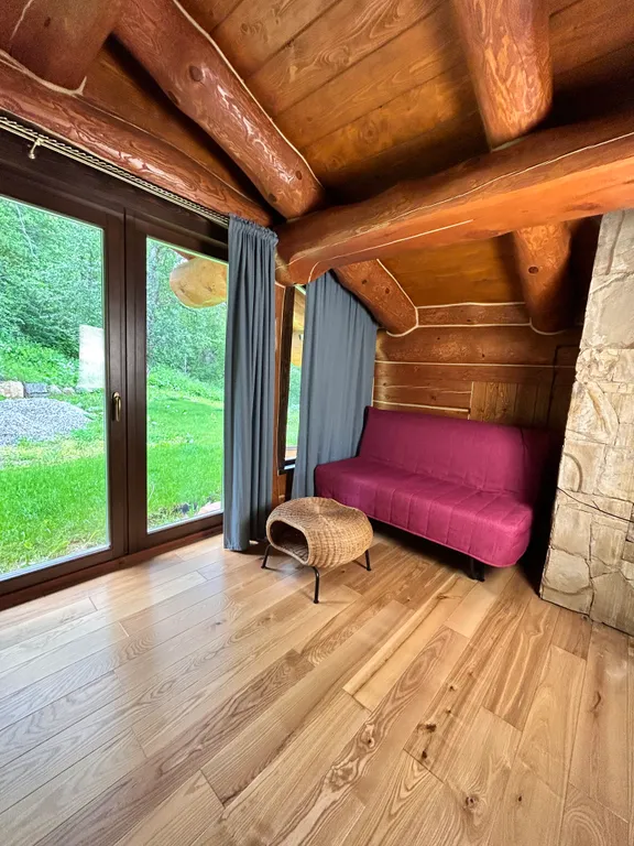 Элитное большое шале с шикарным видом на горы