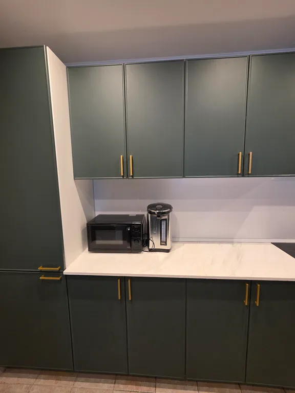 Загородный дом с бассейном и банкетным залом