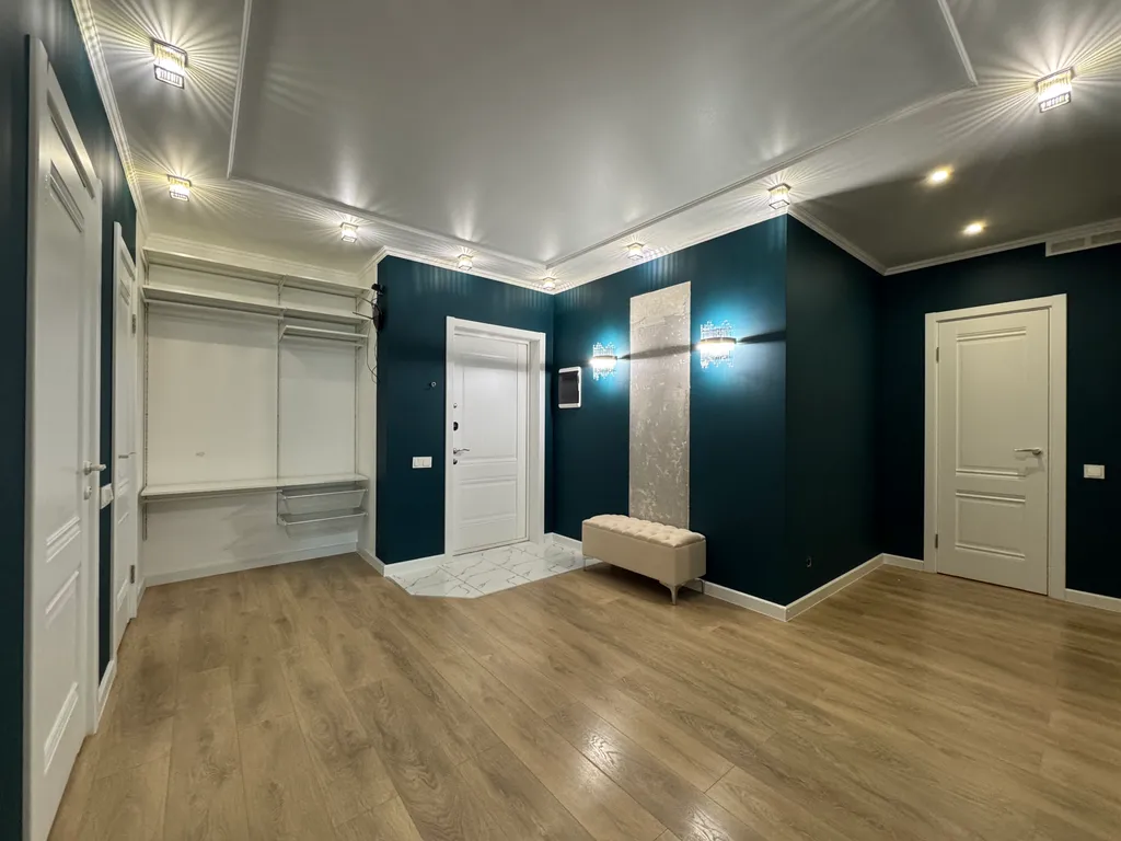 Квартира Просторная квартира с современным ремонтом у лесопарка — Лобня