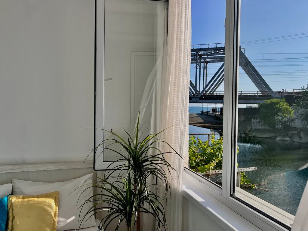 Эллинг у моря